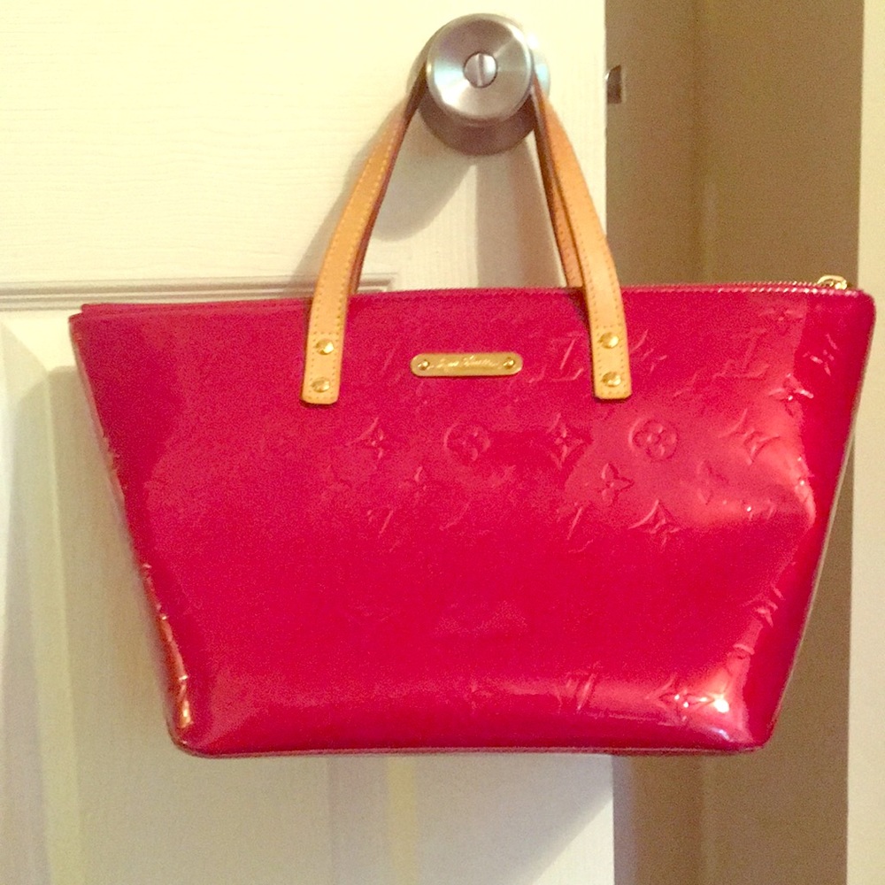 Authentic Louis Vuitton Bellevue PM